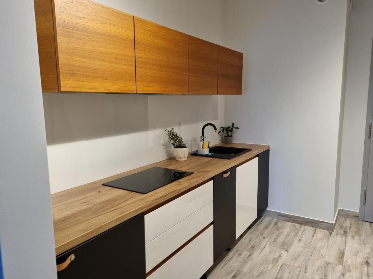 Apple Apartments - Gdanska Prywatne Miejsce Parkingowe วูดช์ ภายนอก รูปภาพ